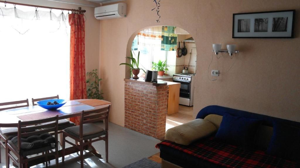 Апартаменты Apartment on Korjatovich 6a Берегово